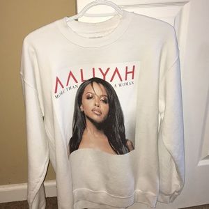 Aaliyah pull over